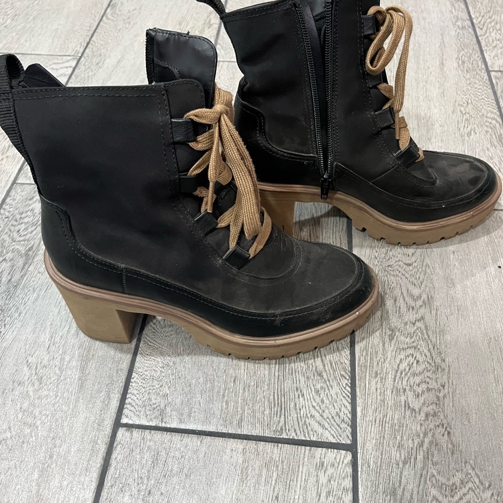 Women's Black Lace-Up Heeled Ankle Boots with Tan Laces